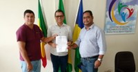 Vereadores Claudair da Silva "BUIU" e Gercino Garcia, cobram o cumprimento do reajuste de valores da tabela de vencimento dos servidores públicos municipais